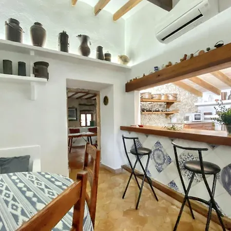 Spacious With Mountain View In Apartment