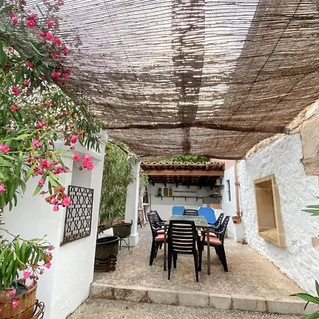 Apartment Spacious With Mountain View In