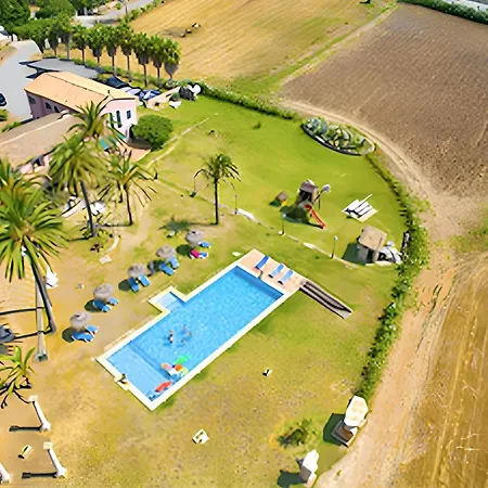 Spacious With Mountain View In Apartment Pollenca