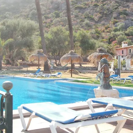 Apartment Spacious With Mountain View In Pollenca